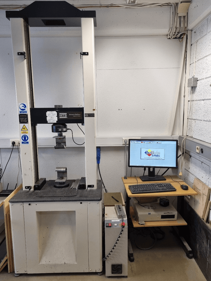 Tog- og þrýstiþolstæki 5 eða 100 kN